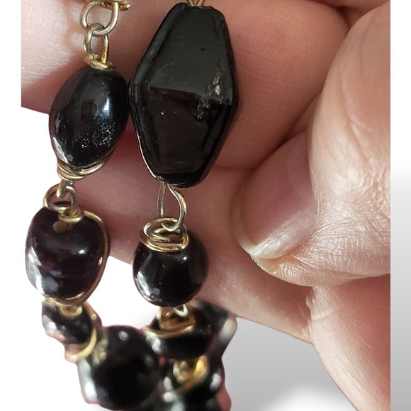 Vintage Black Enamel Painted Beads Twisted Gold Tone Wire Necklace 30" - Picture 3 of 7